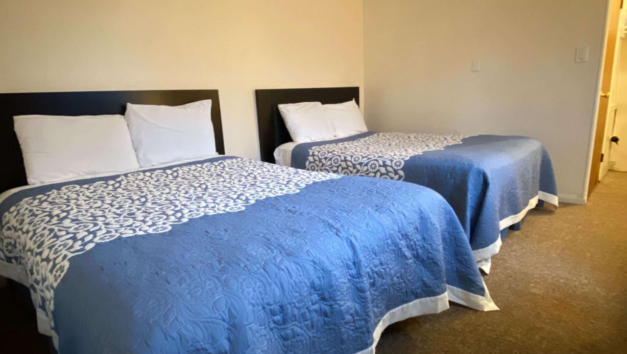 Country Place Inn And Suites White Haven Екстер'єр фото