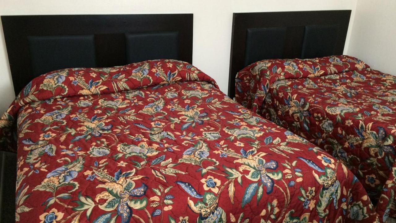 Country Place Inn And Suites White Haven Екстер'єр фото